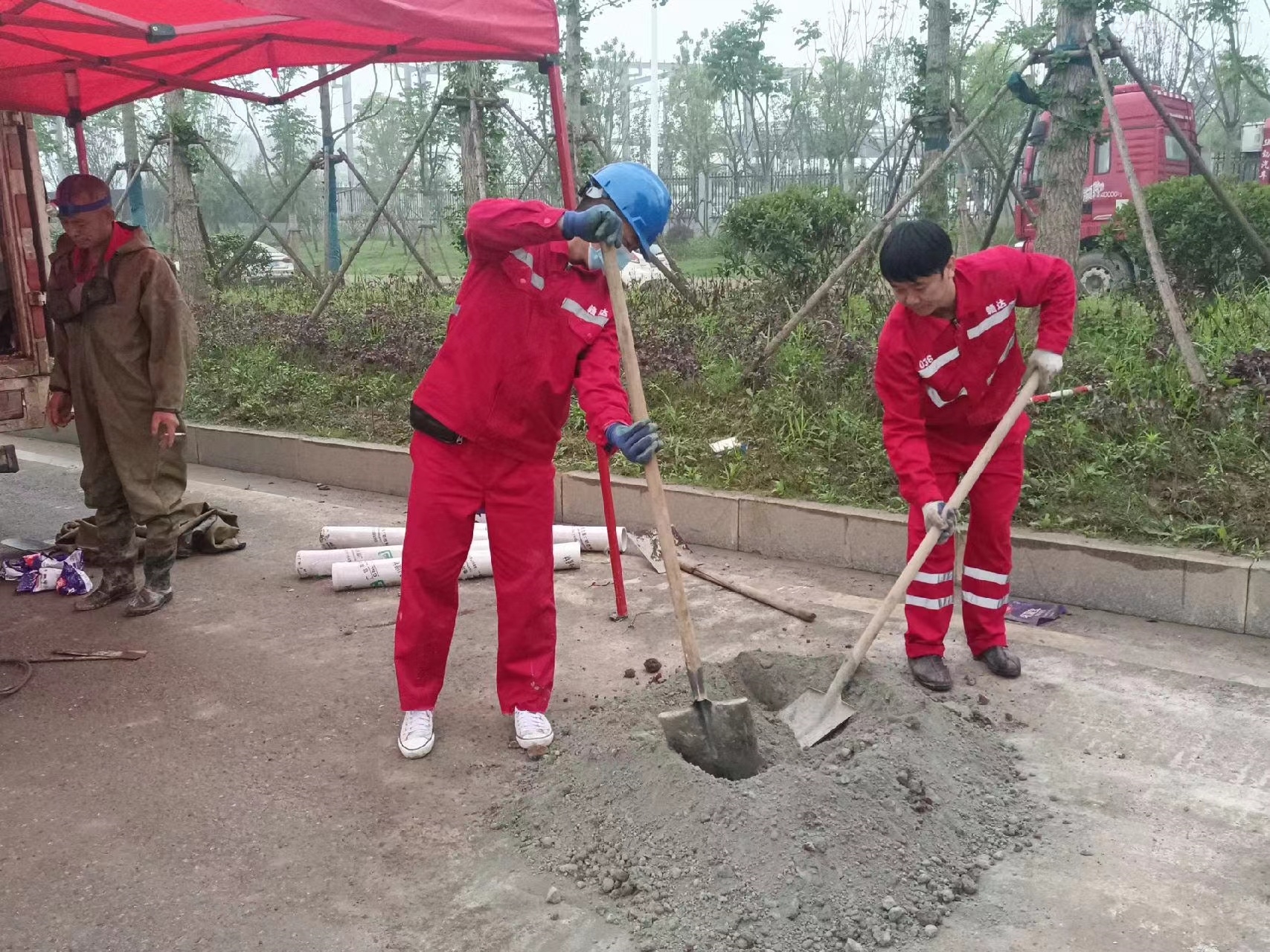 东河管道疏通哪家好】及时进行市政管道清淤